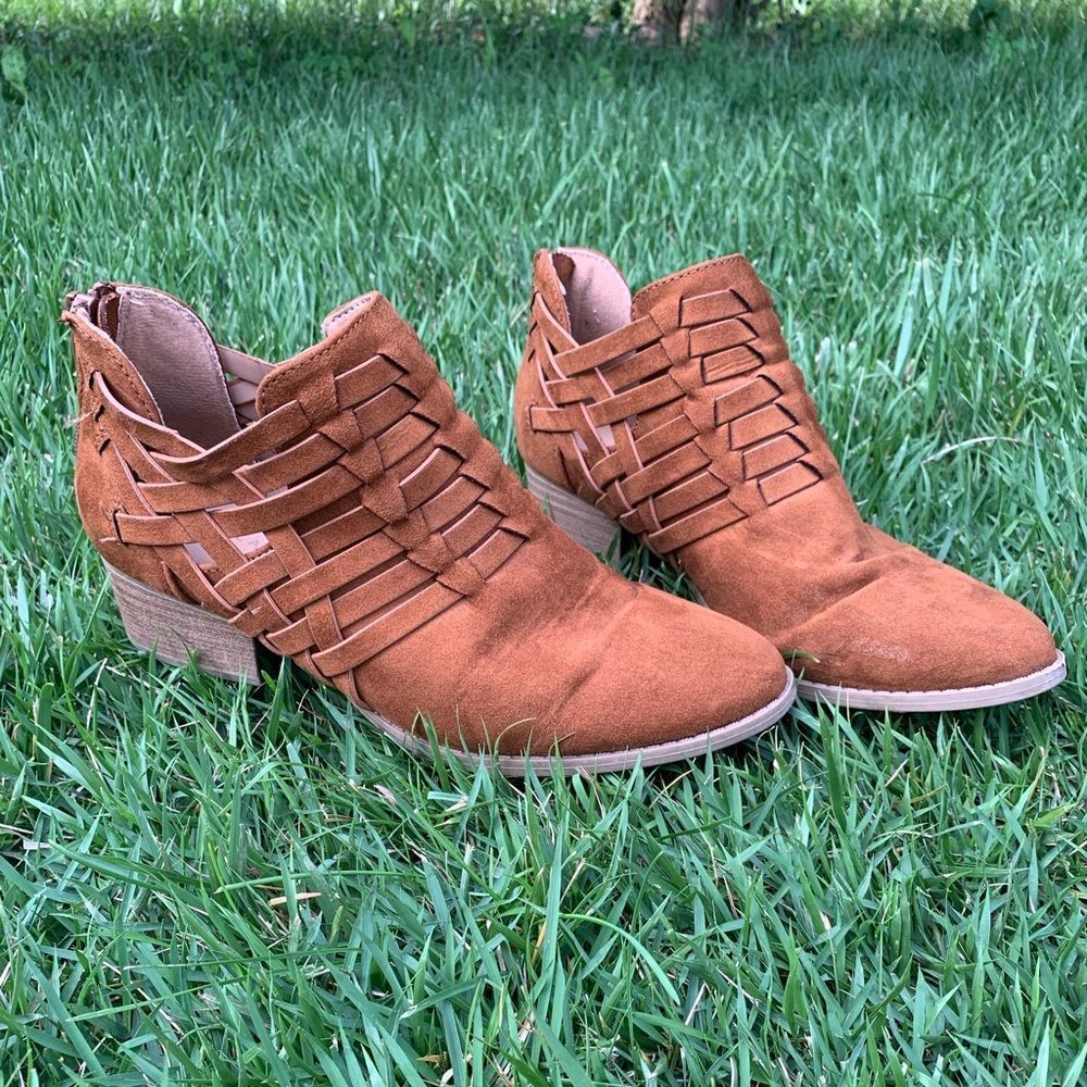 Womens Ankle Booties Suede Shoes by Lauren Conrad